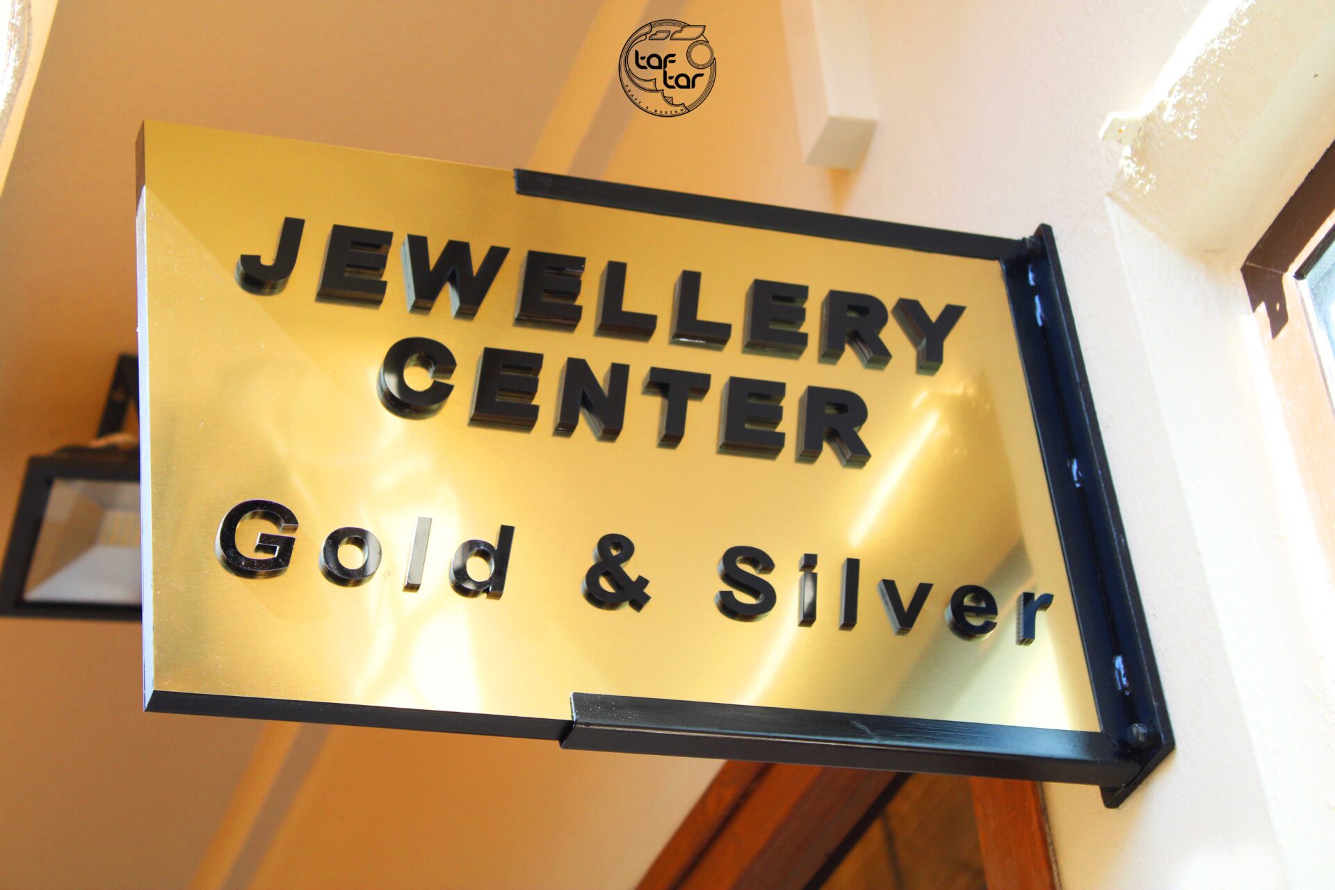 Jewellery Center sign